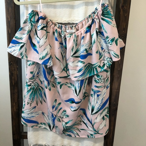 XS c&e off the shoulder printed top - Picture 1 of 3